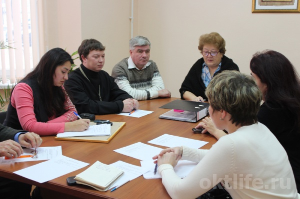 Внимание – к городским проблемам