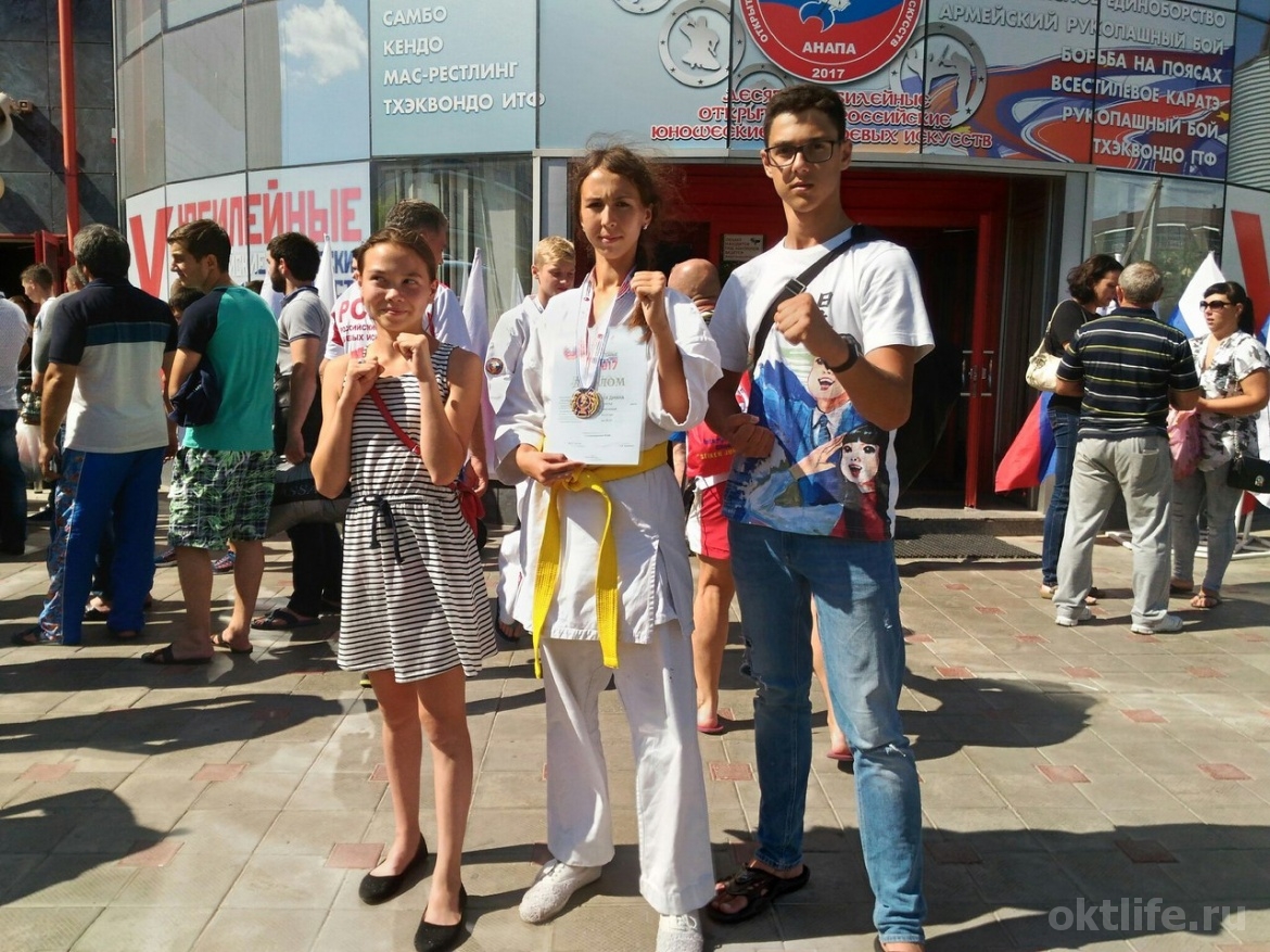 Боролись наравне