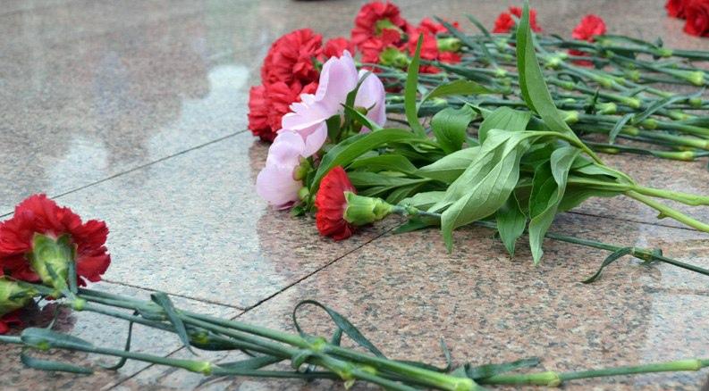 Полицейские города Октябрьского почтили память погибших коллег