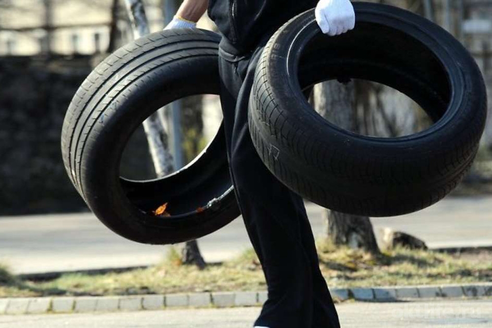 Увели колеса