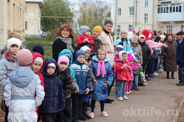 С Днем рождения, любимый двор!