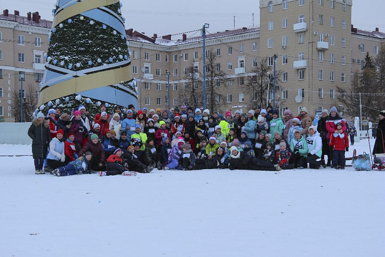 Самые активные жители Октябрьского начали новый год с пробежки