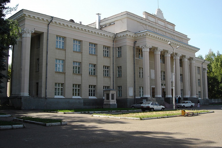 Афиша концертного зала Октябрьского музыкального колледжа