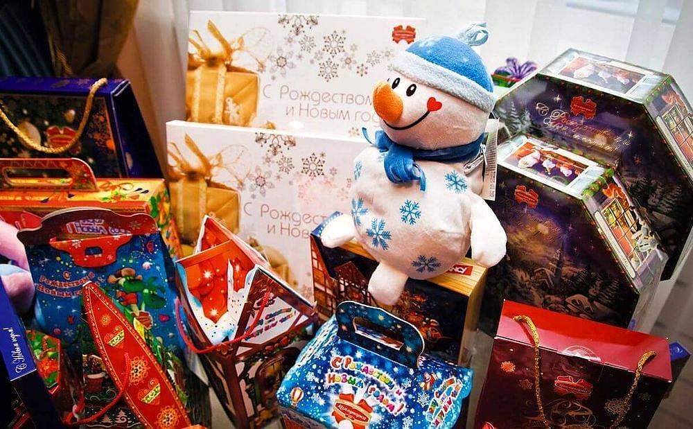 «Горячая линия» по вопросам качества и безопасности детских товаров, выбора новогодних подарков