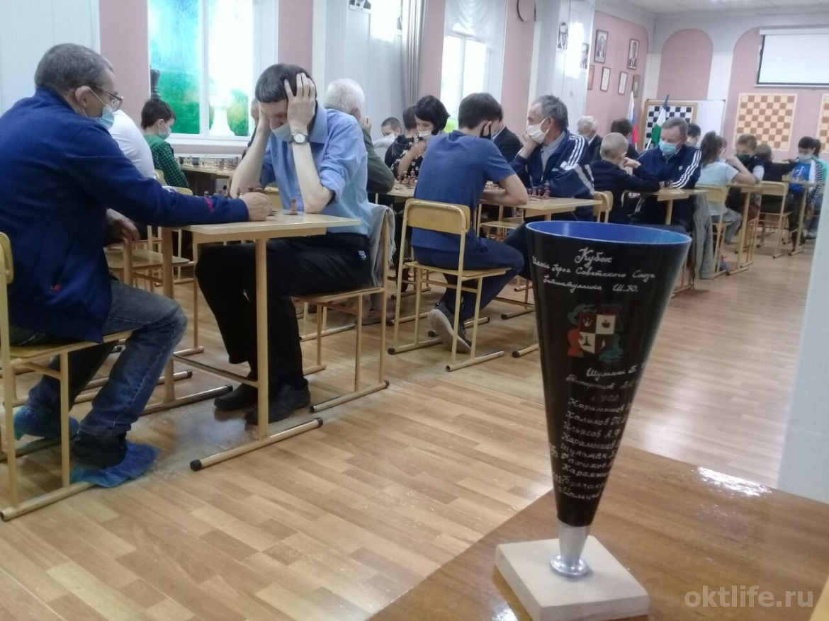 В Октябрьском определили сильнейших шахматистов