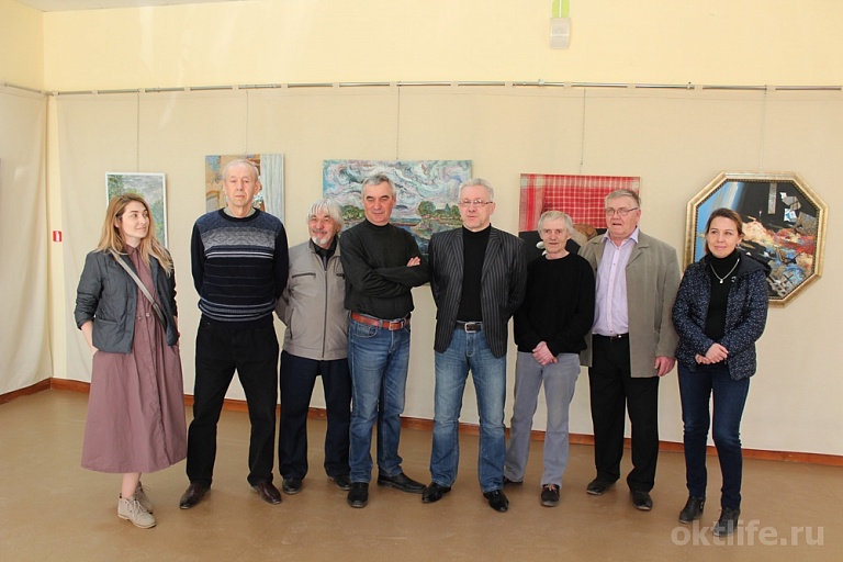100-летию республики посвящается